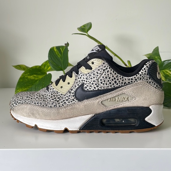 ⭐️ Host Pick ⭐️ Nike AirMax 90’s
